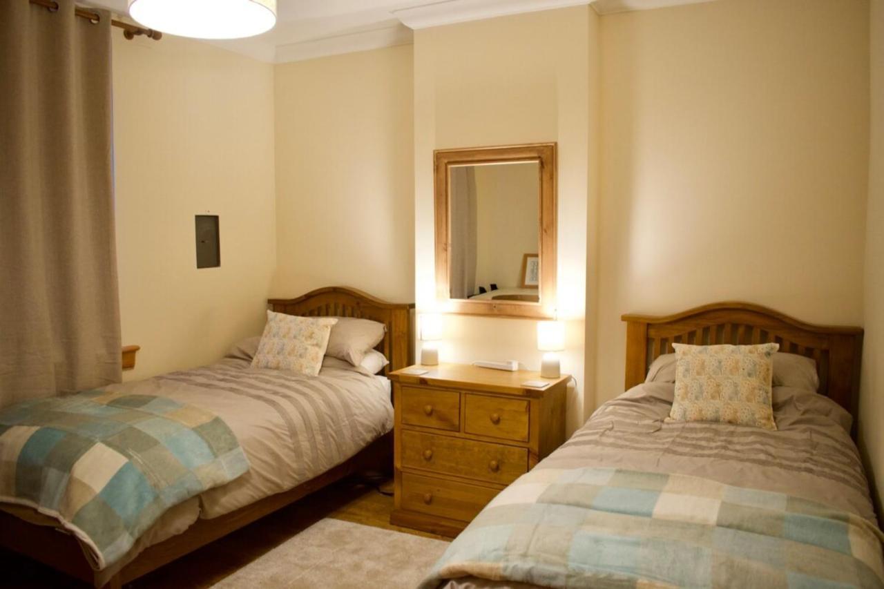 Newly Refurbed Home With Free Parking EDI Eksteriør billede