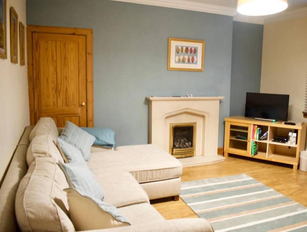 Newly Refurbed Home With Free Parking EDI Eksteriør billede